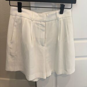 Aritzia High Waist Women Shorts - White